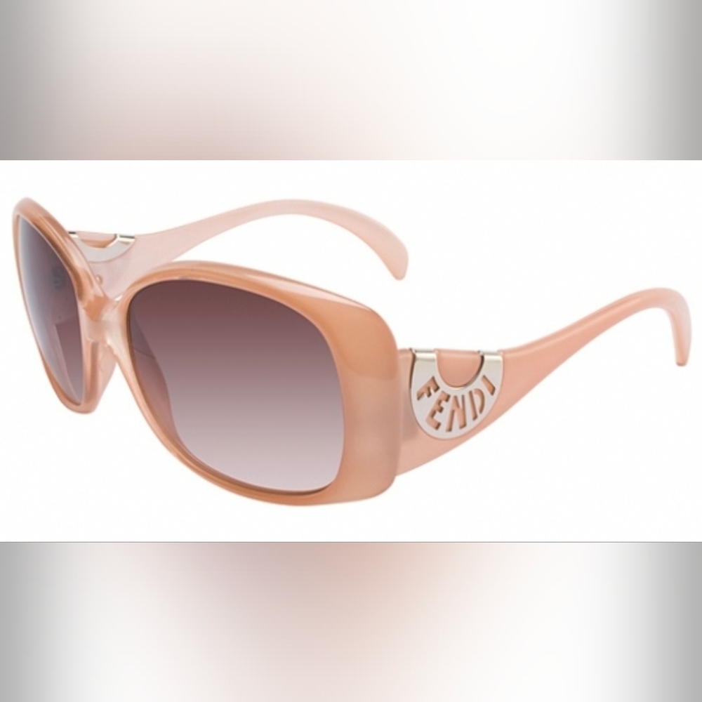Fendi Blush Pink Oversized Womens Sunglasses